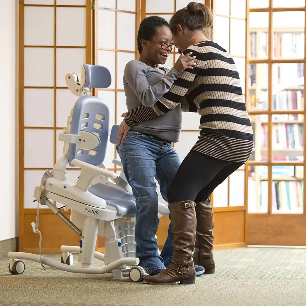 リフトンHTS 座位から立位への移行.webp