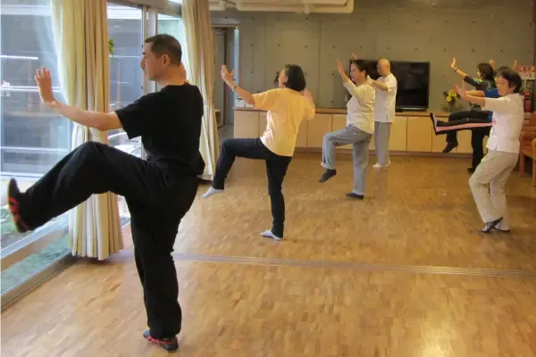 吉祥寺本町在宅介護支援センター 楊式太極拳2.webp