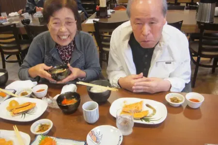 札幌場外市場で朝食