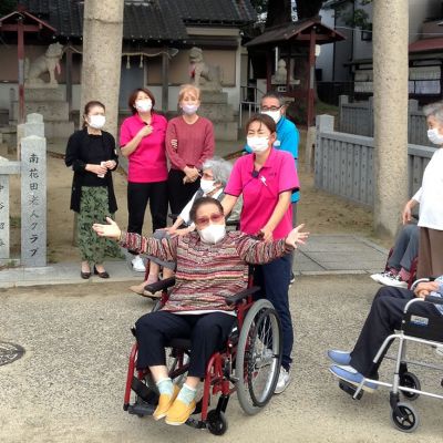 近くにある「八坂神社」に行ってきました！【友愛ひだまりサロン】